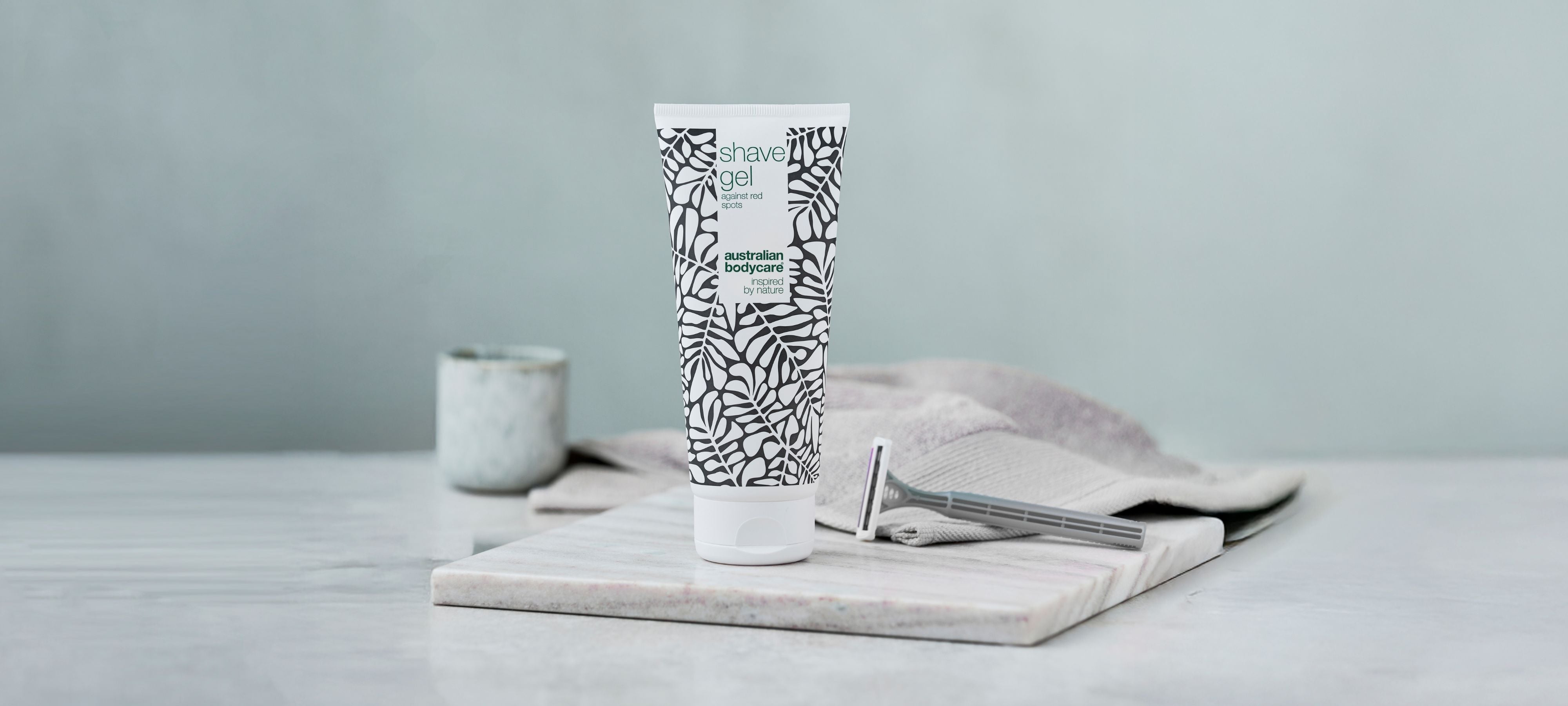 After Shave Balsam gegen Rasurbrand mit Teebauml