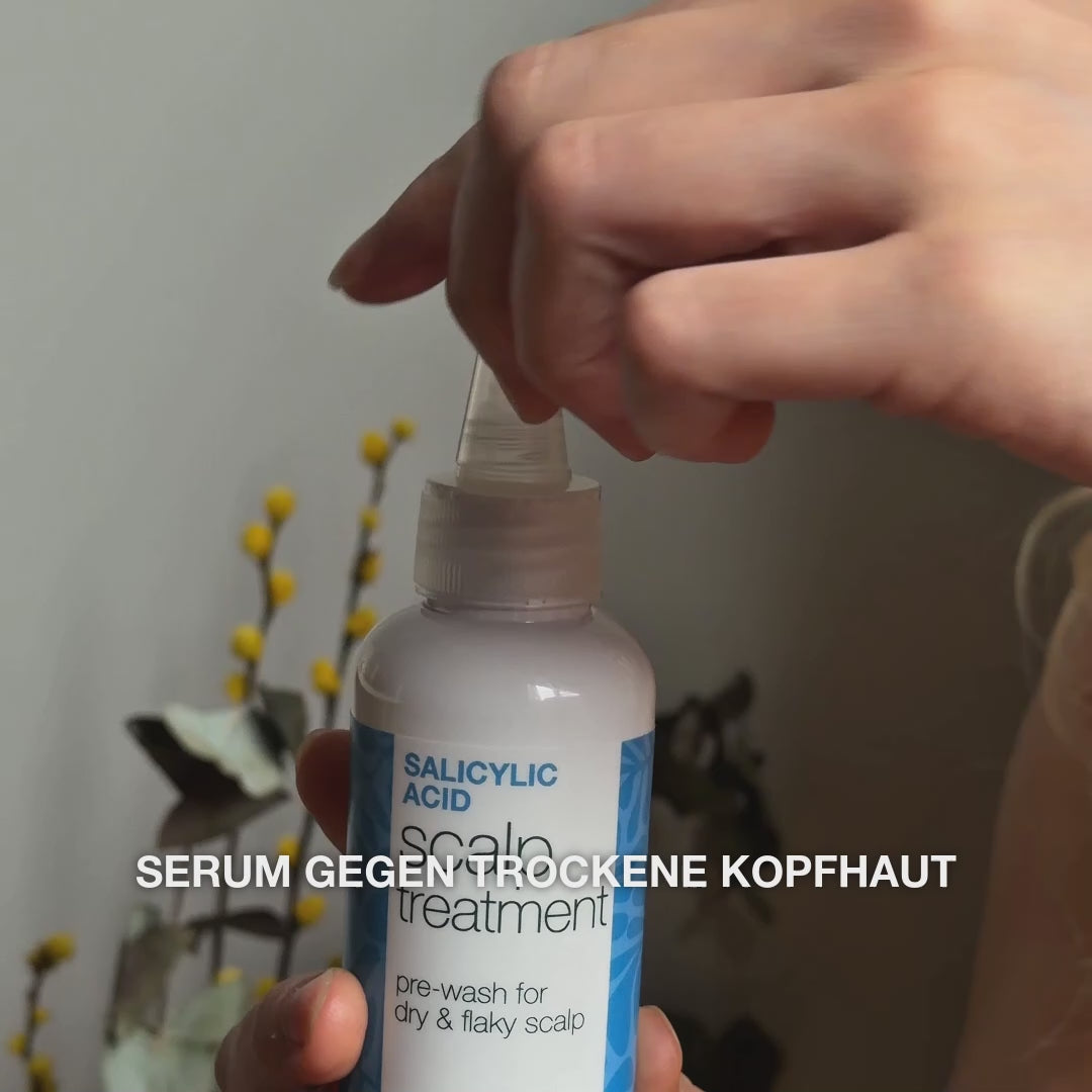 Salicylsäure Kopfhautpeeling gegen Schuppen und Juckreiz — Salicylsäure Kopfhautpeelling lindert Juckreiz, Schuppen und Fett. Vor der Wäsche anwenden für tiefe Exfoliation mit aktiver Salicylsäure.