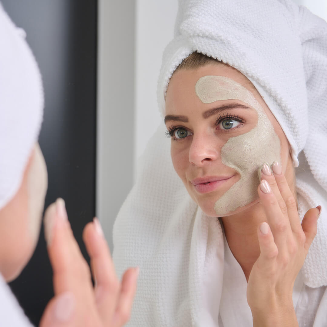8 Gesichtsprodukte für Pickel und unreine Haut  - Tägliche Pflege bei fettiger Haut und verstopften Poren