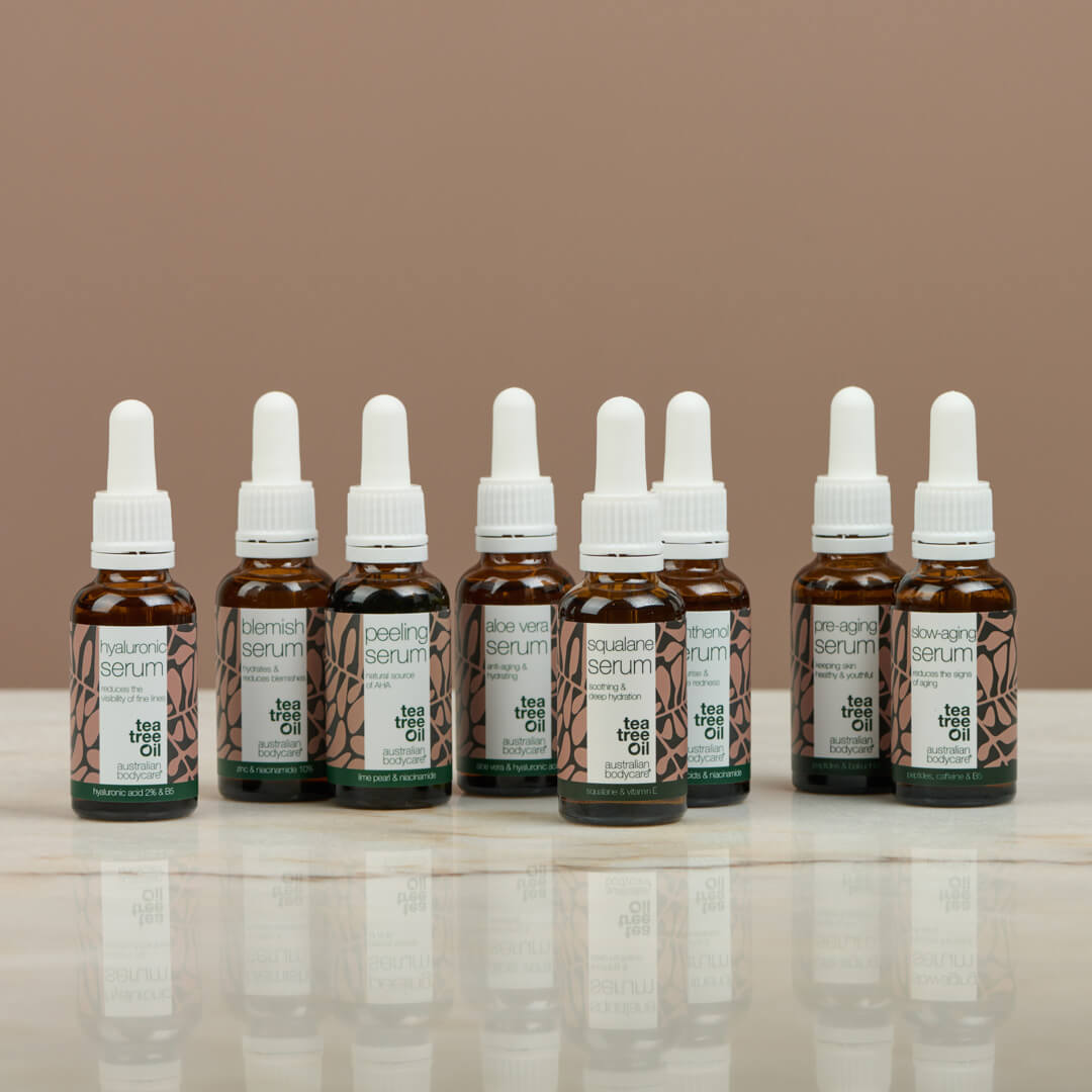 3 x Hyaluronsäure—Serum für strahlende Haut bei feinen Linien — Mit Hyaluronsäure 2 % und Vitamin B5 bei feinen Linien und Falten