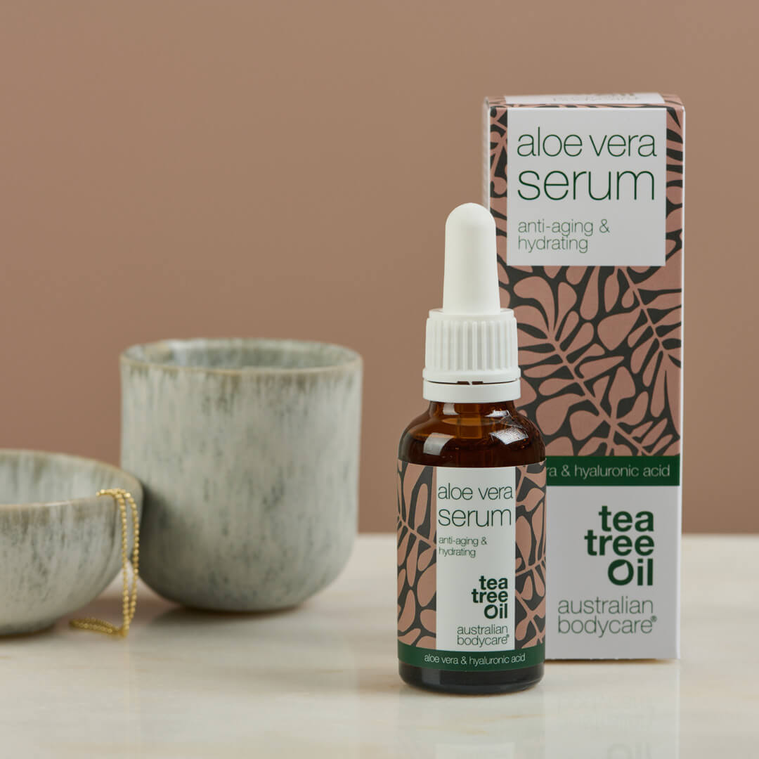 Aloe Vera Bio & C,E, F vitamin Anti-Falten-Serum — Serum mit Aloe Vera, Teebaumöl und Hyaluronsäure für  Falten
